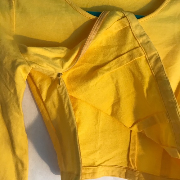 Elf Sack yellow crop top Size M - Tuesday - Picture 4 of 7